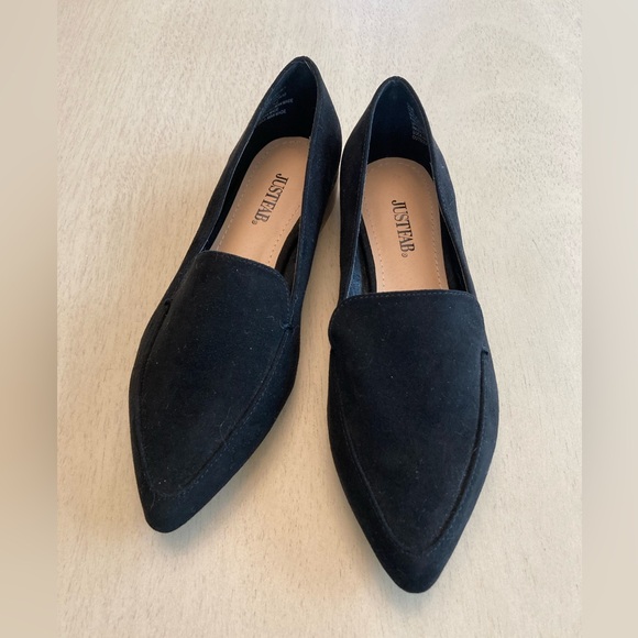 Pointed Flats - Picture 4 of 4